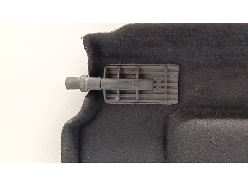 Recambio de bandeja trasera para ford fusion (ju_) 1.6 referencia OEM IAM   
