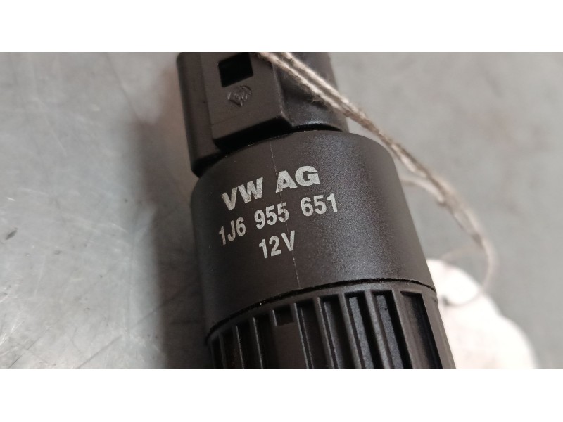 Recambio de bomba limpiaparabrisas para audi a3 (8l1) 1.9 tdi referencia OEM IAM   