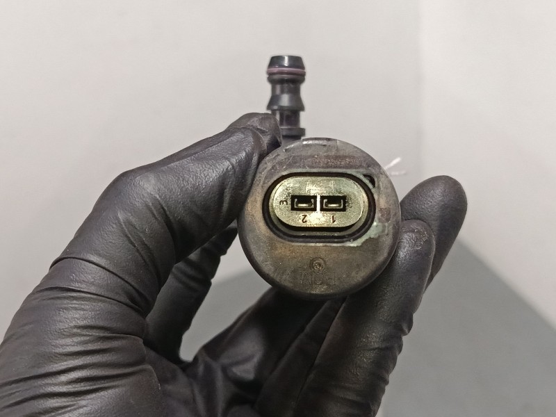 Recambio de bomba limpiaparabrisas para opel astra j (p10) 1.7 cdti (68) referencia OEM IAM 13264299  