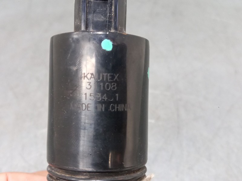 Recambio de bomba limpiaparabrisas para nissan juke (f15) 1.2 dig-t referencia OEM IAM 31108  