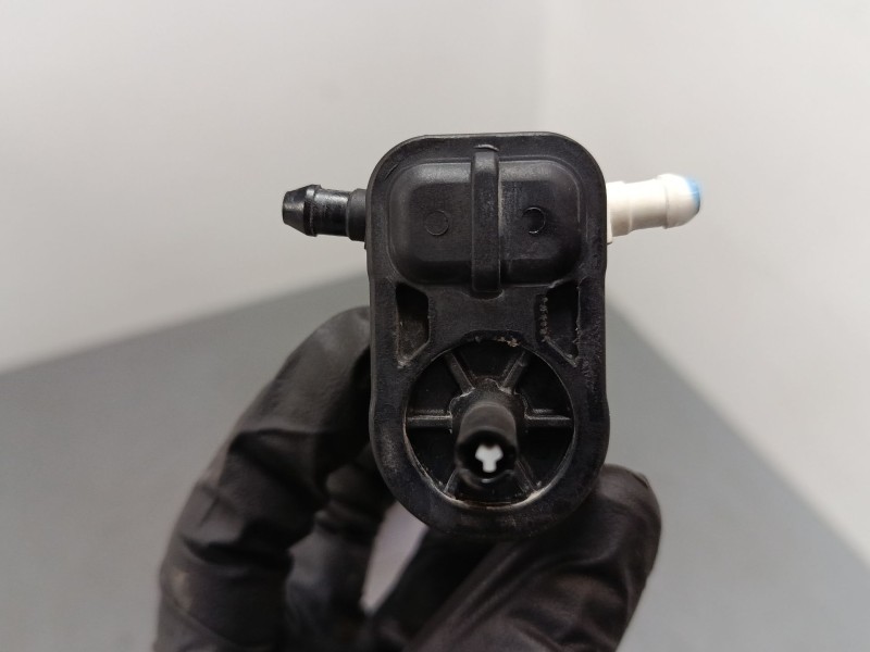 Recambio de bomba limpiaparabrisas para fiat 500 (312_) 1.2 (312axa1a) referencia OEM IAM 71740942  