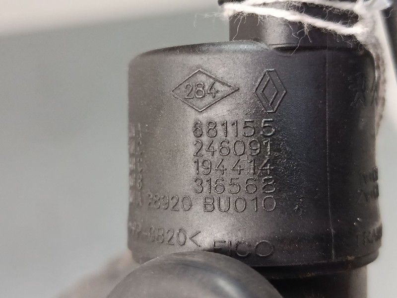 Recambio de bomba limpiaparabrisas para peugeot 208 i (ca_, cc_) 1.2 vti 82 referencia OEM IAM 68155  