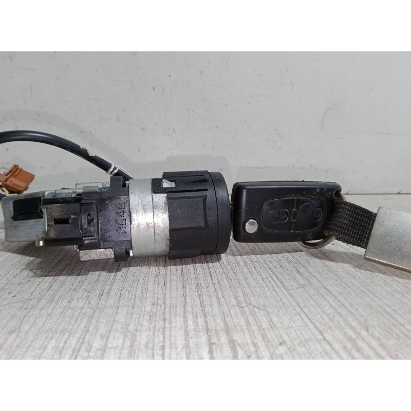 Recambio de clausor para peugeot 3008 suv (mc_, mr_, mj_, m4_) 1.6 bluehdi 120 referencia OEM IAM   