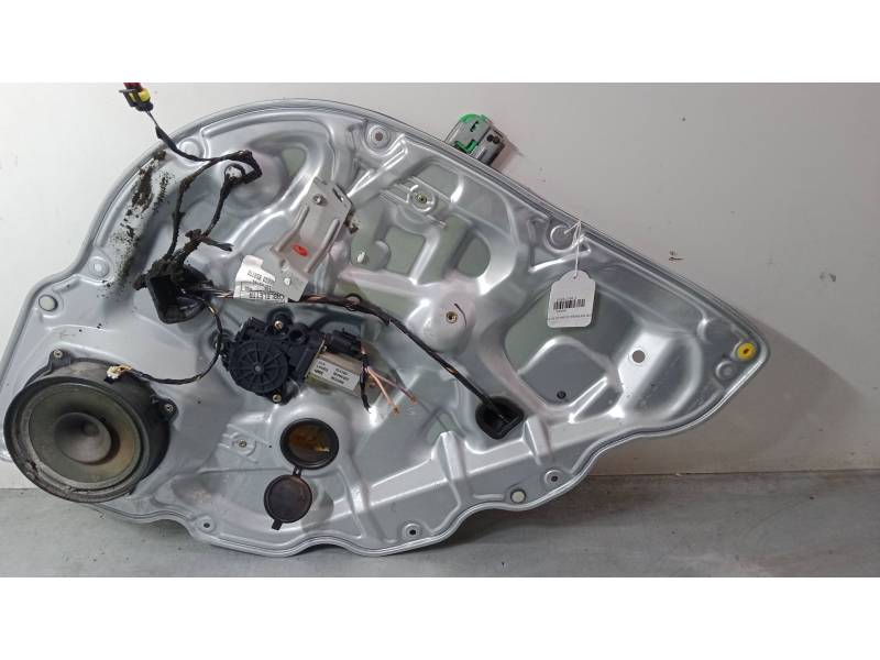 ELEVALUNAS ELECTRICO TRASERO DERECHO 50046603 