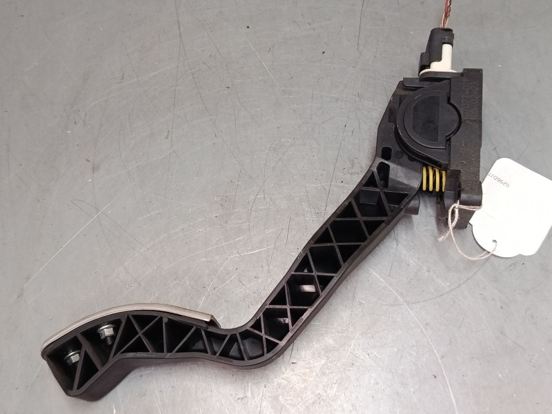 Recambio de pedal acelerador para peugeot 307 cc (3b) 2.0 16v referencia OEM IAM 9647781377 0280755029 