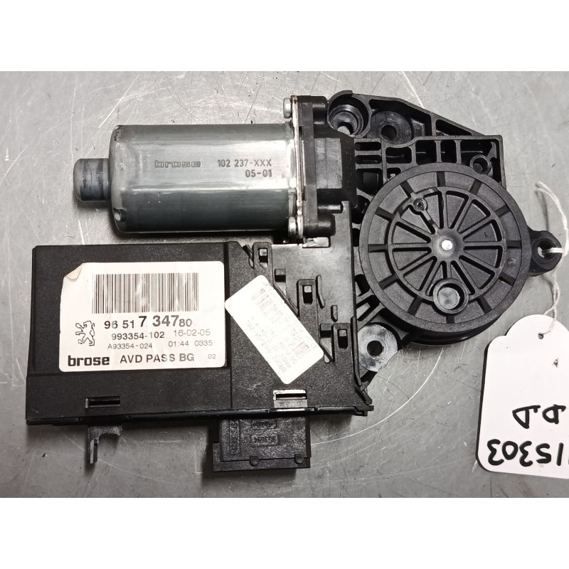 Recambio de motor elevaluna delantero derecho para peugeot 307 cc (3b) 2.0 16v referencia OEM IAM 9651734780  