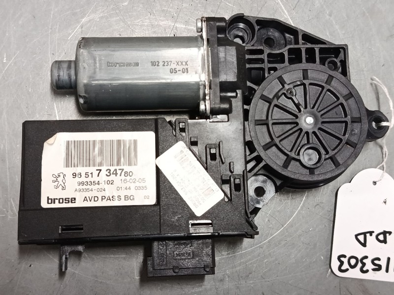 Recambio de motor elevaluna delantero derecho para peugeot 307 cc (3b) 2.0 16v referencia OEM IAM 9651734780  