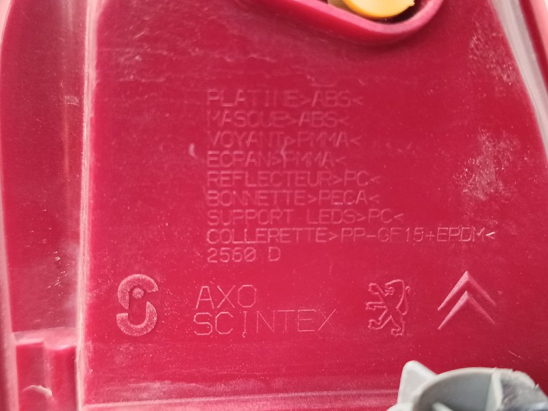 Recambio de piloto trasero derecho para peugeot 307 cc (3b) 2.0 16v referencia OEM IAM 96412997JE  