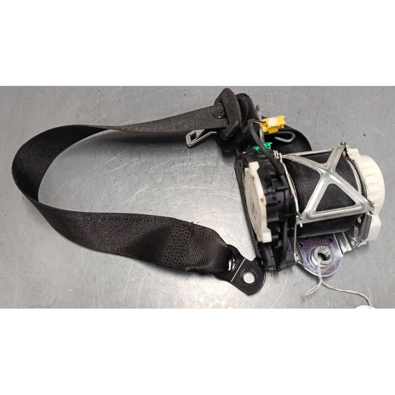 Recambio de cinturon seguridad delantero derecho para fiat bravo ii (198_) 1.9 d multijet (198axb1a) referencia OEM IAM 34019922