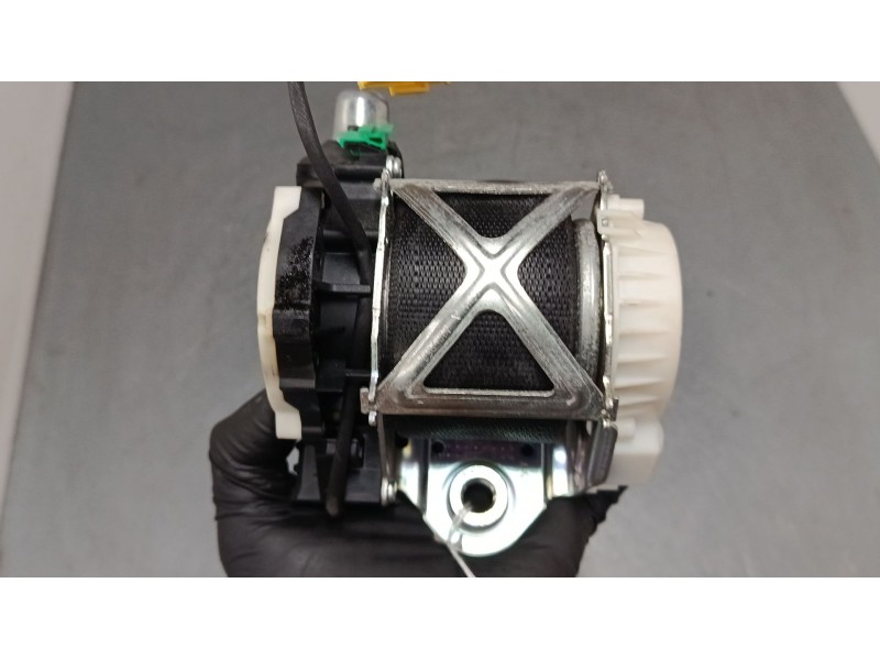 Recambio de cinturon seguridad delantero derecho para fiat bravo ii (198_) 1.9 d multijet (198axb1a) referencia OEM IAM 34019922