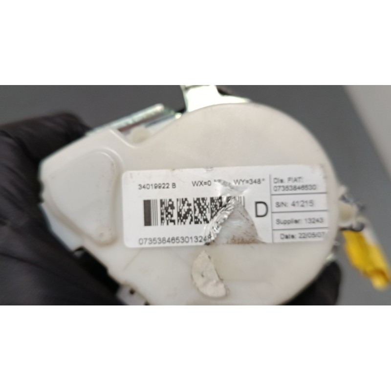 Recambio de cinturon seguridad delantero derecho para fiat bravo ii (198_) 1.9 d multijet (198axb1a) referencia OEM IAM 34019922