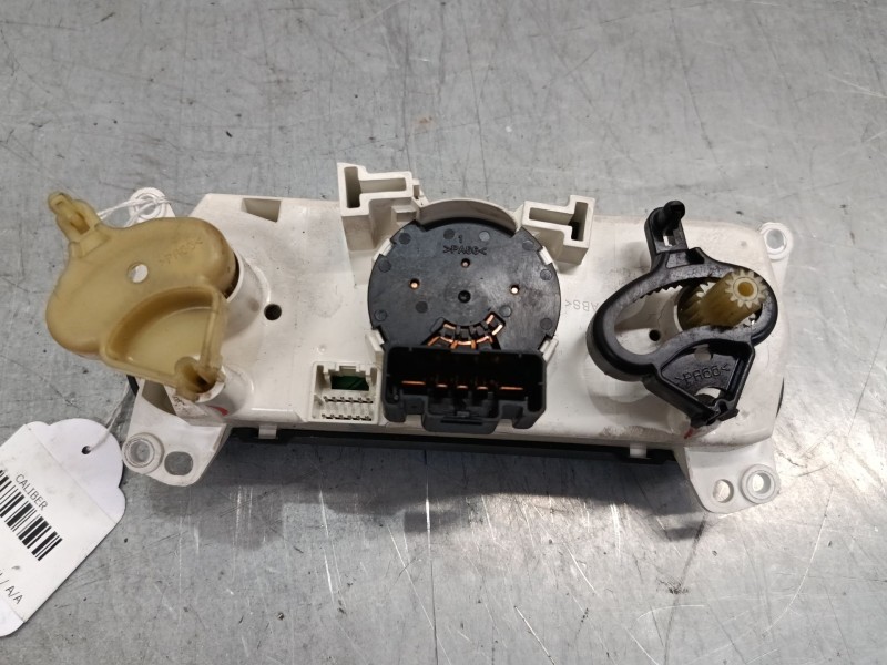 Recambio de mando calefaccion / a/a para dodge caliber 2.0 crd referencia OEM IAM P05058307AE  