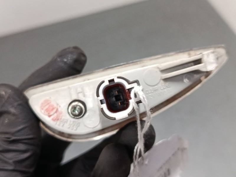 Recambio de intermitente lateral izquierdo para hyundai ix20 (jc) 1.4 referencia OEM IAM 923011J0  