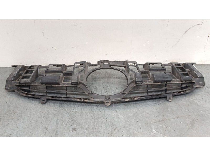 Recambio de rejillas capo para toyota prius (_w3_) 1.8 hybrid (zvw3_) referencia OEM IAM 5311147020  