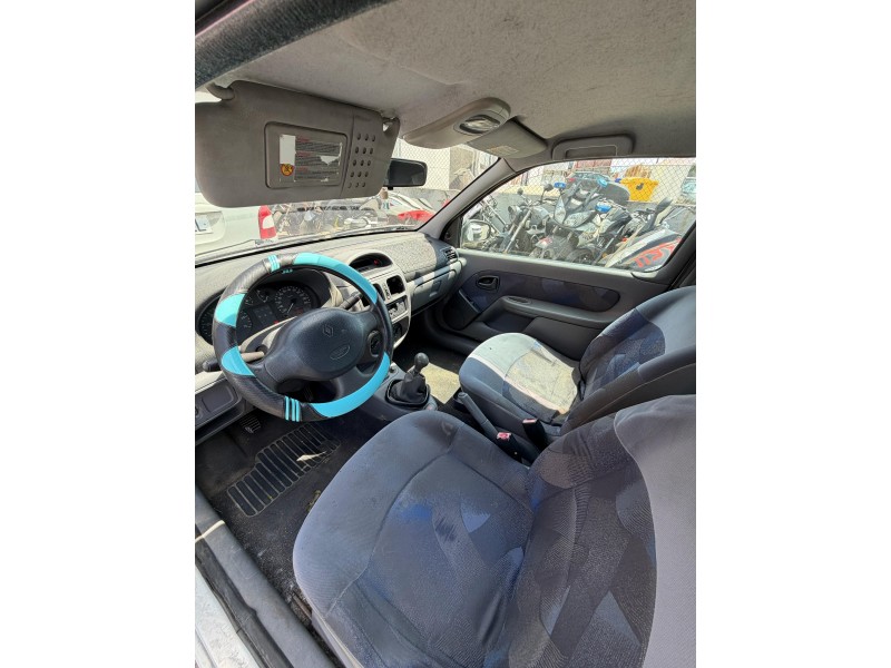 renault clio ii (bb_, cb_) del año 2001