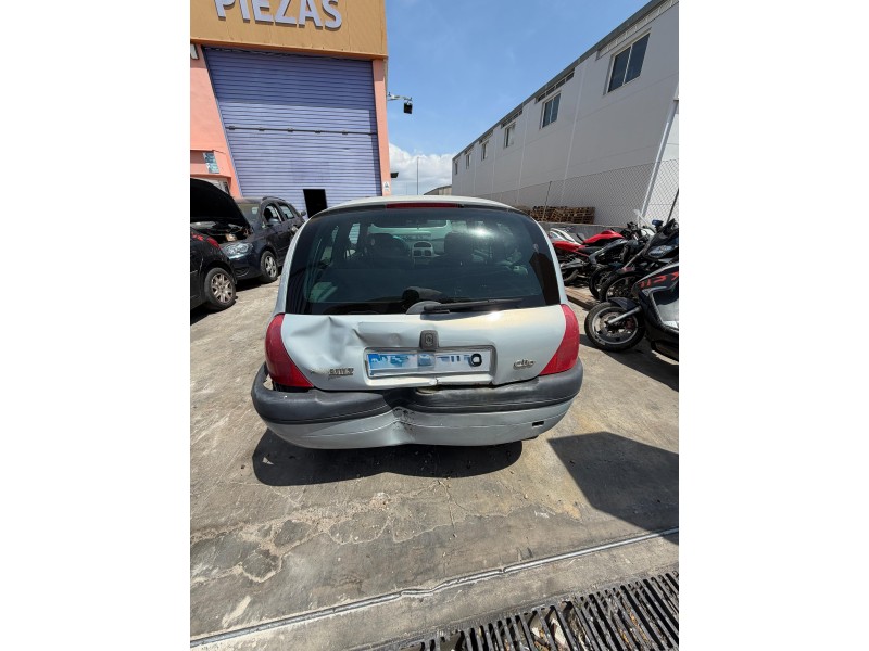 renault clio ii (bb_, cb_) del año 2001
