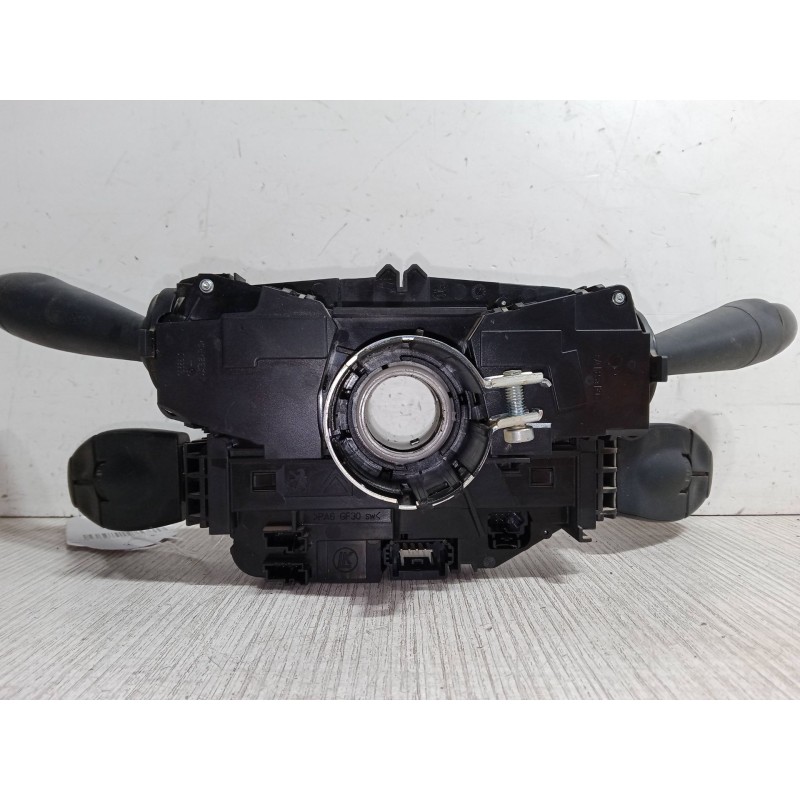Recambio de mando luces para peugeot 3008 suv (mc_, mr_, mj_, m4_) 1.6 bluehdi 120 referencia OEM IAM 96773912ZD  COM2008