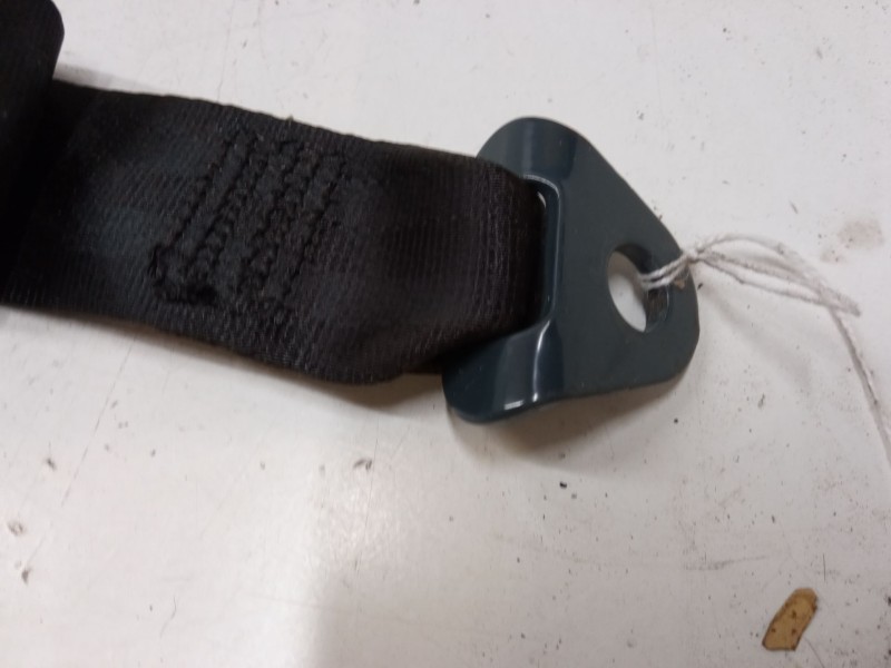 Recambio de cinturon seguridad trasero central para peugeot 106 ii (1a_, 1c_) 1.4 i referencia OEM IAM   