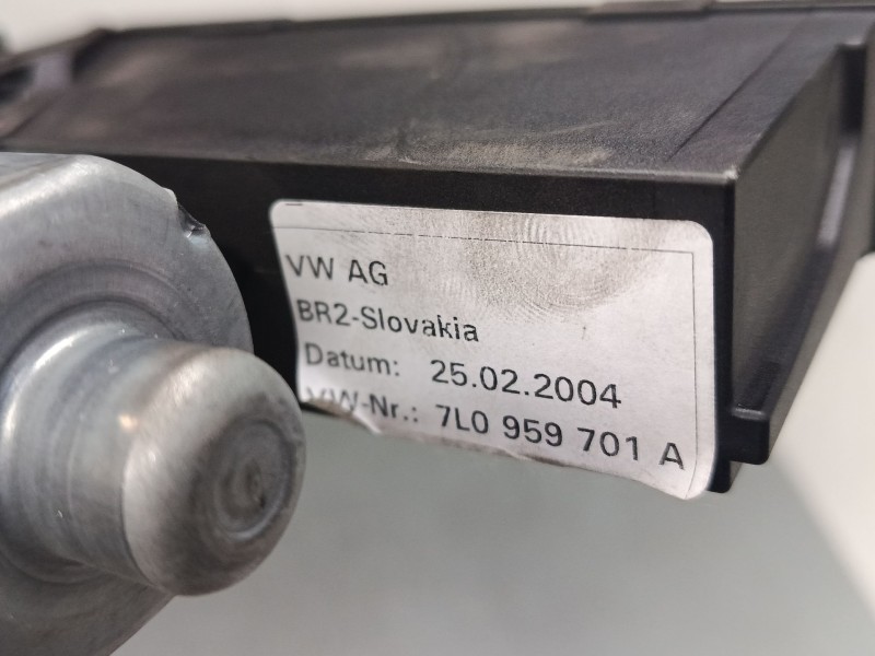 Recambio de motor elevaluna delantero izquierdo para porsche cayenne (9pa) s 4.5 referencia OEM IAM 3D1959793A  