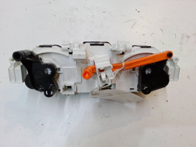 Recambio de mando calefaccion / a/a para peugeot 208 i (ca_, cc_) 1.4 hdi referencia OEM IAM   