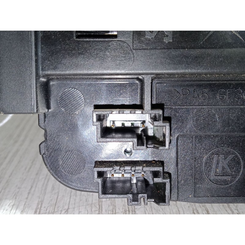 Recambio de mando luces para peugeot 3008 suv (mc_, mr_, mj_, m4_) 1.6 bluehdi 120 referencia OEM IAM 96773912ZD  COM2008