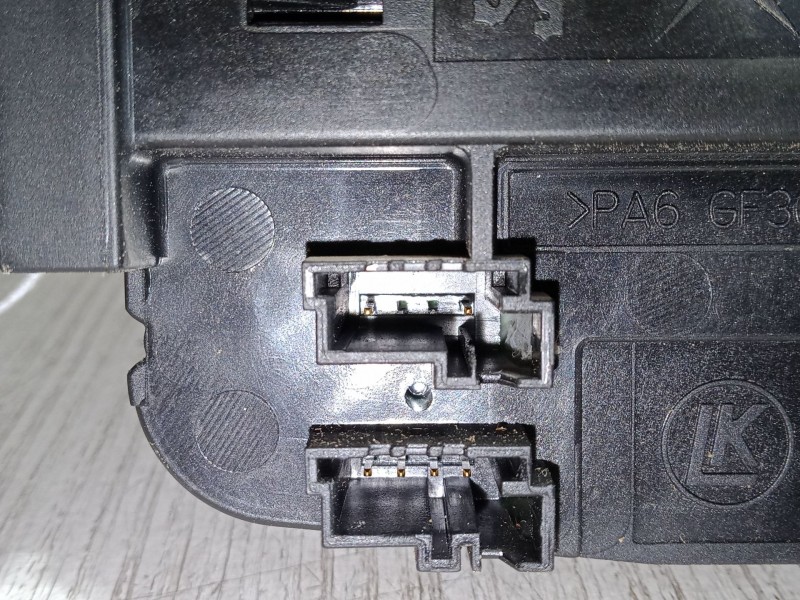 Recambio de mando luces para peugeot 3008 suv (mc_, mr_, mj_, m4_) 1.6 bluehdi 120 referencia OEM IAM 96773912ZD  COM2008