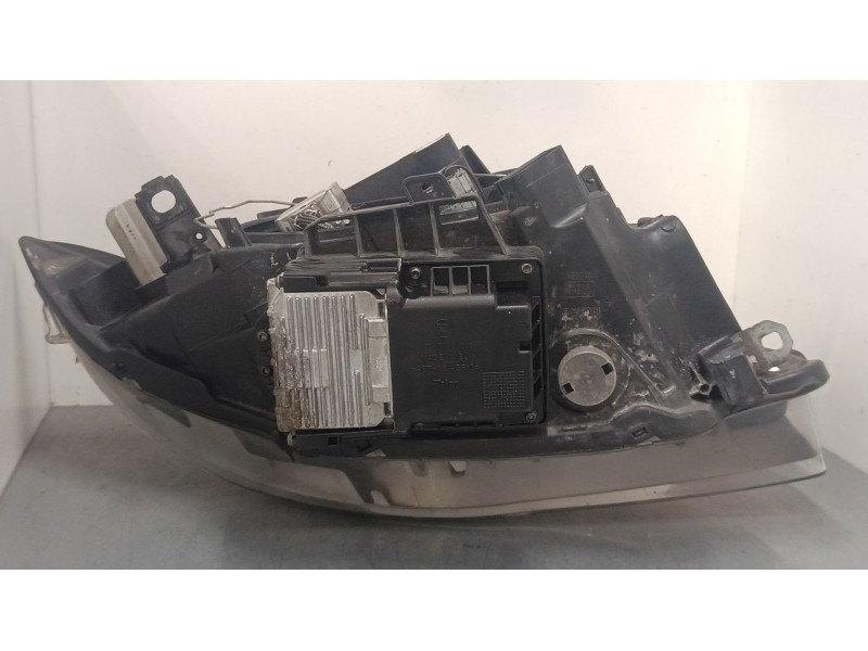 Recambio de faro izquierdo xenon para bmw 1 (f20) 116 d referencia OEM IAM 718128906  