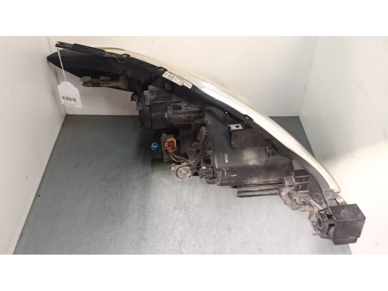 Recambio de faro izquierdo para mazda 5 (cr) 1.8 (cr19) referencia OEM IAM C23551040  