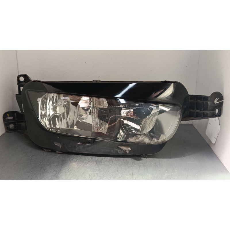 Recambio de faro derecho para citroën grand c4 spacetourer (3a_, 3e_) 2.0 bluehdi 160 referencia OEM IAM 9677217280  
