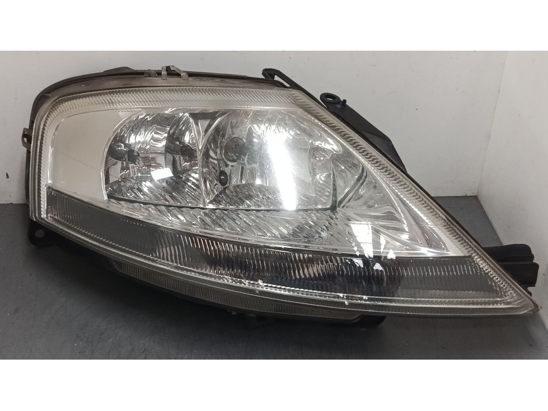 Recambio de faro derecho para citroën c3 i (fc_, fn_) 1.4 hdi referencia OEM IAM 9682672980  