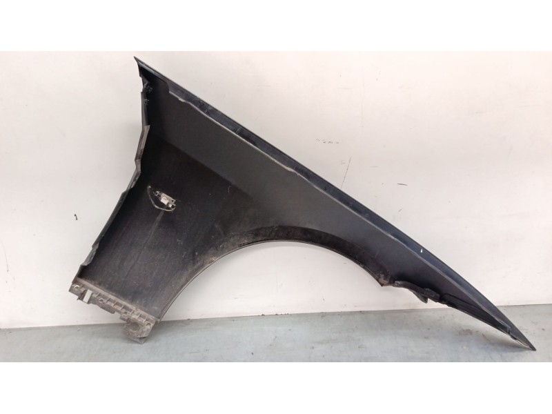 Recambio de aleta delantera izquierda para bmw 3 coupé (e92) 320 d xdrive referencia OEM IAM   