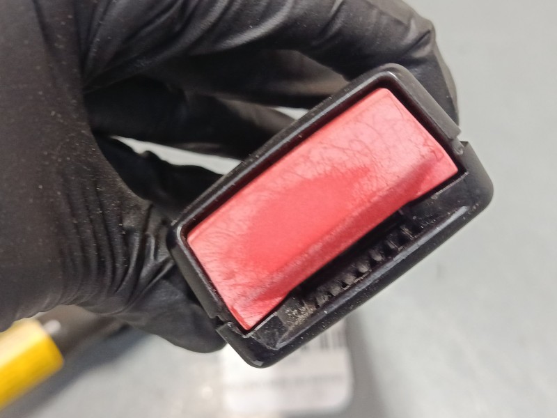 Recambio de anclaje cinturon delantero izquierdo para ford focus ii sedán (db_, fch, dh) 1.6 referencia OEM IAM   