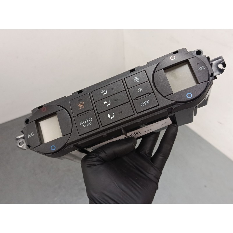 Recambio de mando climatizador para ford focus ii sedán (db_, fch, dh) 1.6 referencia OEM IAM 3M5T18C612AL  
