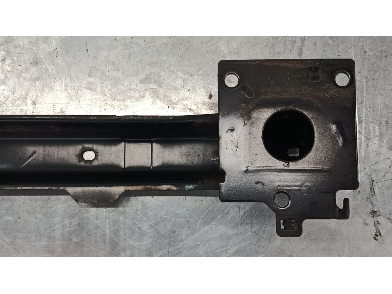 Recambio de refuerzo paragolpes delantero para citroën c3 i (fc_, fn_) 1.4 hdi referencia OEM IAM 9680304380  