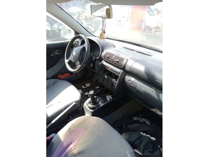seat toledo ii (1m2) del año 2001