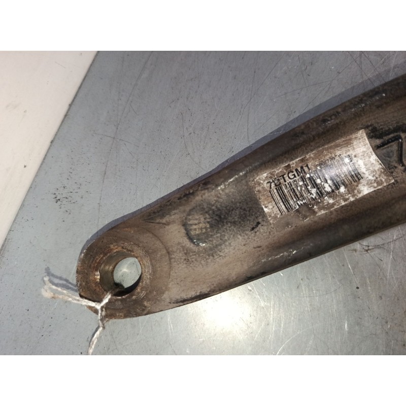 Recambio de brazo suspension inferior delantero izquierdo para peugeot 3008 i monospace (0u_) 2.0 hdi referencia OEM IAM   