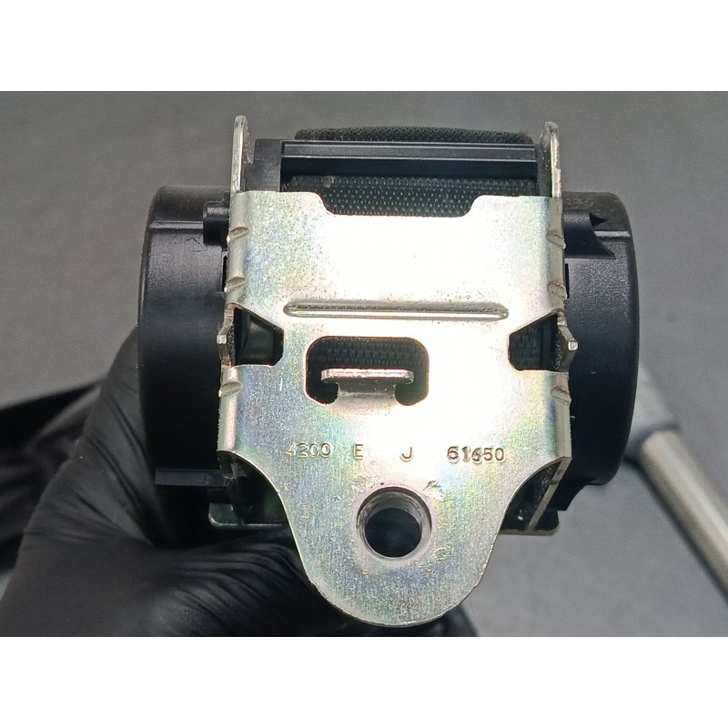 Recambio de cinturon seguridad delantero derecho para opel corsa d (s07) 1.2 (l08, l68) referencia OEM IAM 607707800d  