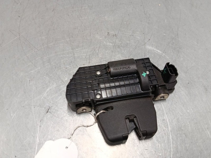 Recambio de cerradura maletero / porton para peugeot 208 i (ca_, cc_) 1.4 hdi referencia OEM IAM 9151487499  