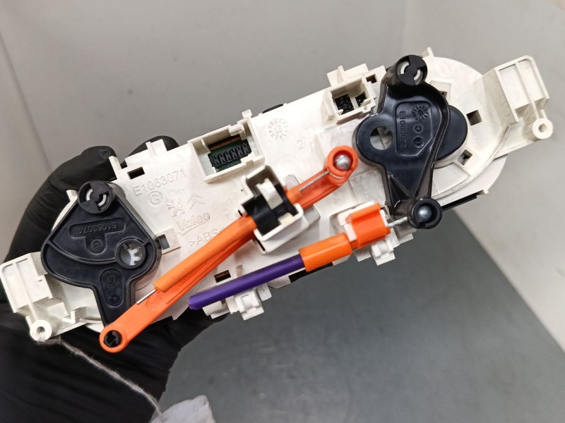 Recambio de mando calefaccion / a/a para peugeot 208 i (ca_, cc_) 1.4 hdi referencia OEM IAM 96722483ZD  