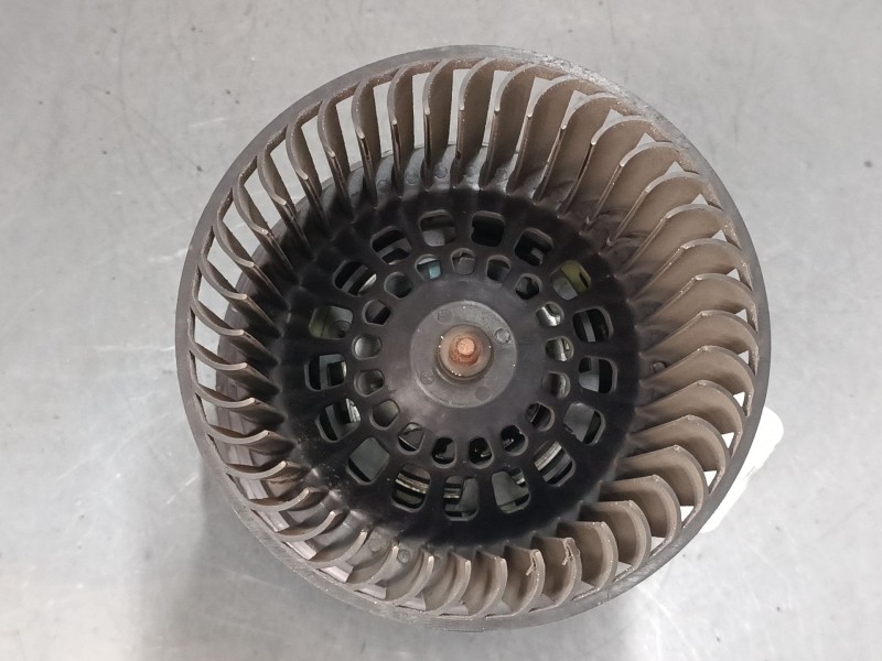 Recambio de motor calefaccion para peugeot 208 i (ca_, cc_) 1.4 hdi referencia OEM IAM T1013140A  