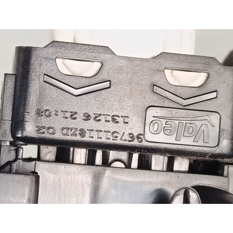 Recambio de mando elevalunas delantero derecho para peugeot 208 i (ca_, cc_) 1.4 hdi referencia OEM IAM 96751118ZD  