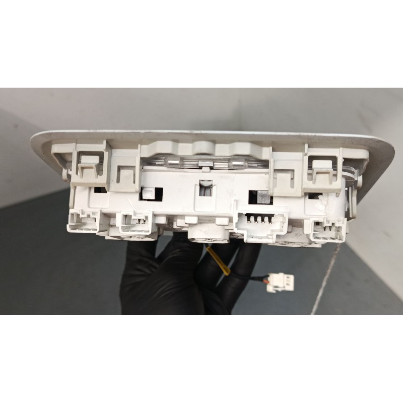 Recambio de luz interior delantera para peugeot 208 i (ca_, cc_) 1.4 hdi referencia OEM IAM 79653D  