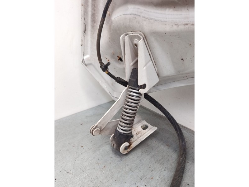 Recambio de capo para iveco daily vi caja/chasis naturalpower 35s14, 35c14, 40c14, 50c14, 60c14, 65c14,... referencia OEM IAM 58