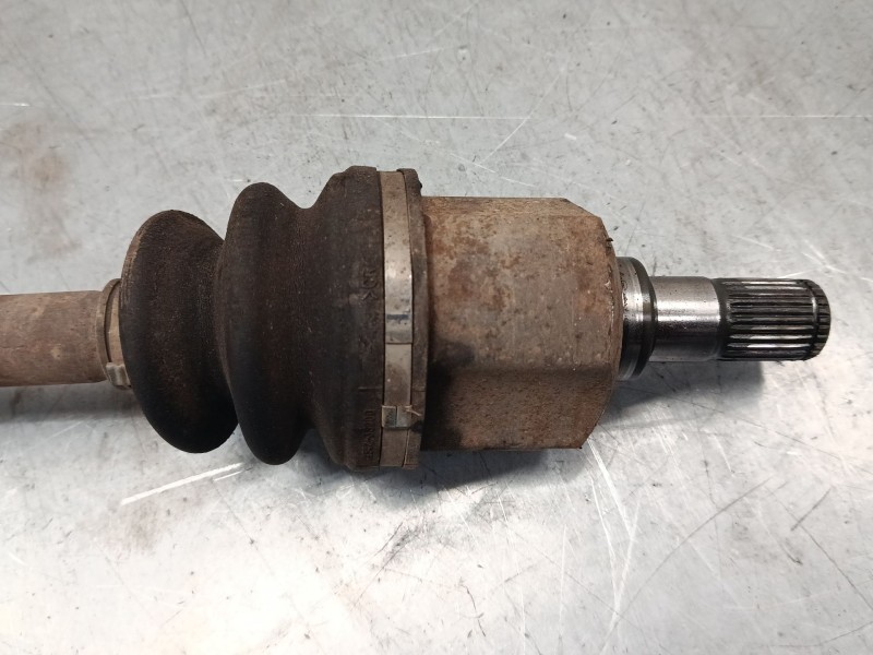 Recambio de transmision delantera derecha para hyundai tucson (jm) 2.0 referencia OEM IAM 495002E500  