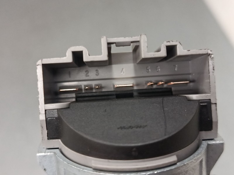Recambio de clausor para ford focus ii sedán (db_, fch, dh) 1.6 referencia OEM IAM   