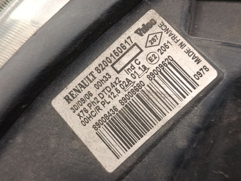 Recambio de faro derecho para renault kangoo express (fc0/1_) 1.2 16v (fc05, fc0w, fc1d, fc1p, fc1k, fc0t) referencia OEM IAM 82