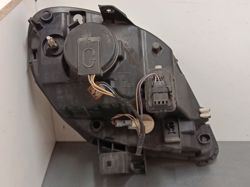 Recambio de faro izquierdo para renault kangoo express (fc0/1_) 1.2 16v (fc05, fc0w, fc1d, fc1p, fc1k, fc0t) referencia OEM IAM 
