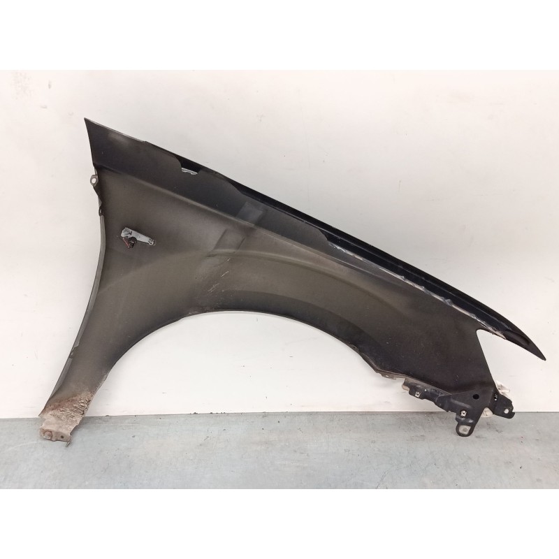 Recambio de aleta delantera izquierda para mitsubishi outlander ii (cw_w) 2.0 di-d (cw8w) referencia OEM IAM 5220C673  