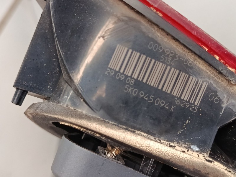 Recambio de piloto trasero porton izquierdo para volkswagen golf vi (5k1) 2.0 gti referencia OEM IAM 5K0945094K  