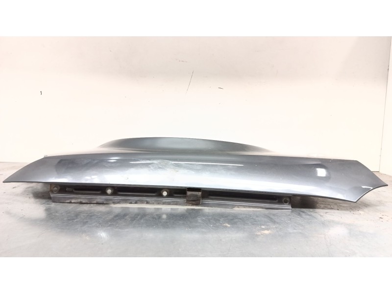 Recambio de aleta delantera derecha para audi a4 b7 (8ec) 2.0 referencia OEM IAM 8E0821106F  